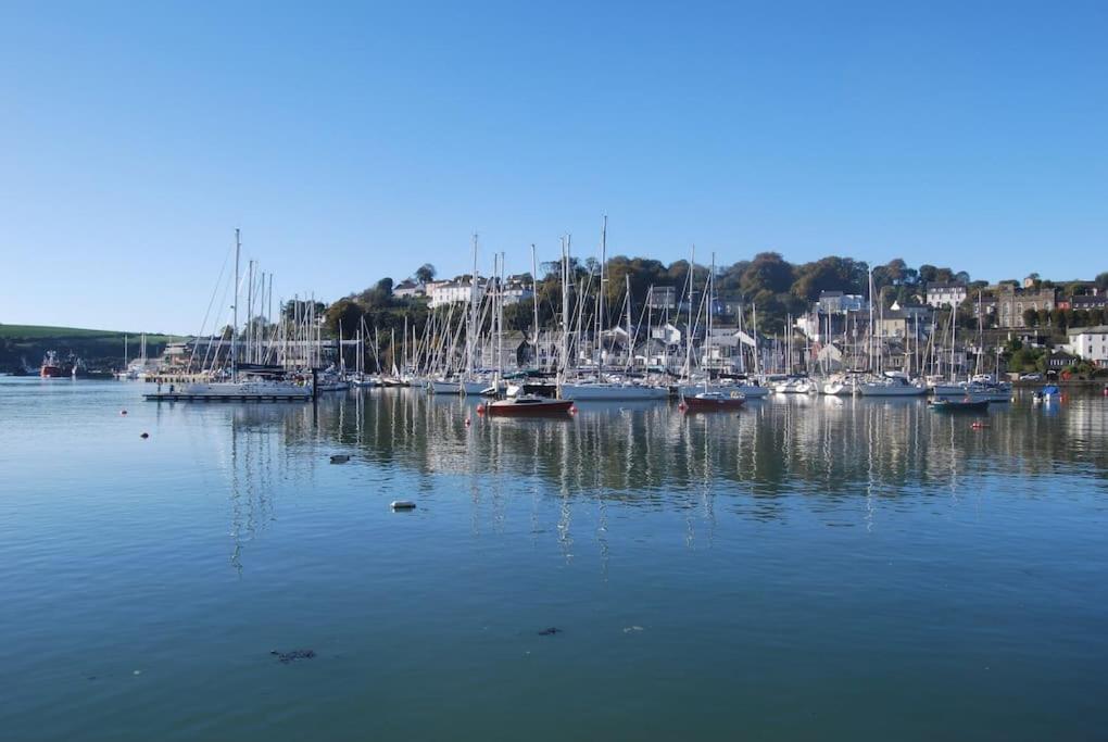 Coastal Chic Waterfront Studio Kinsale Exteriör bild